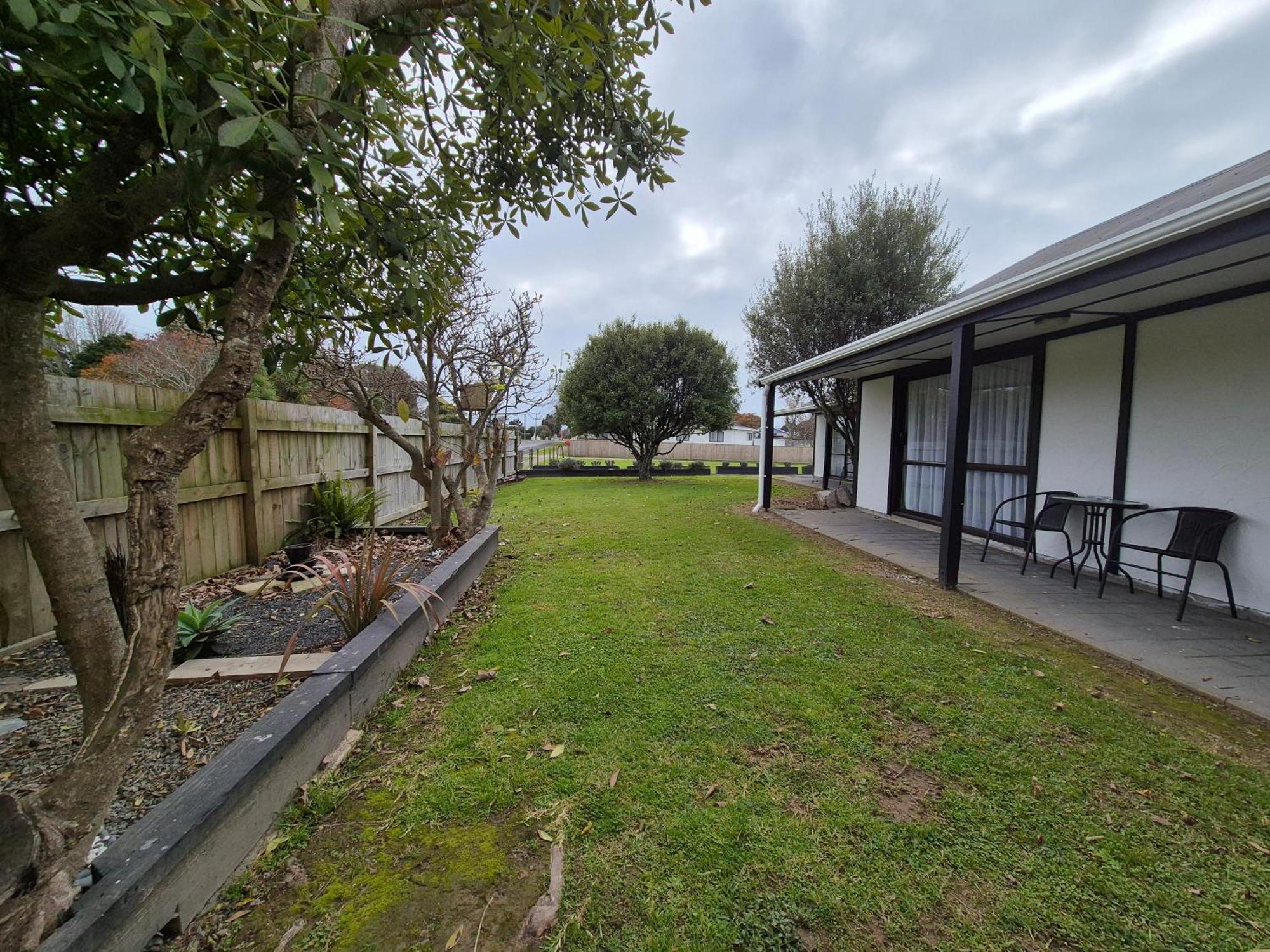 Magnolia Court Motel Opotiki Exteriör bild