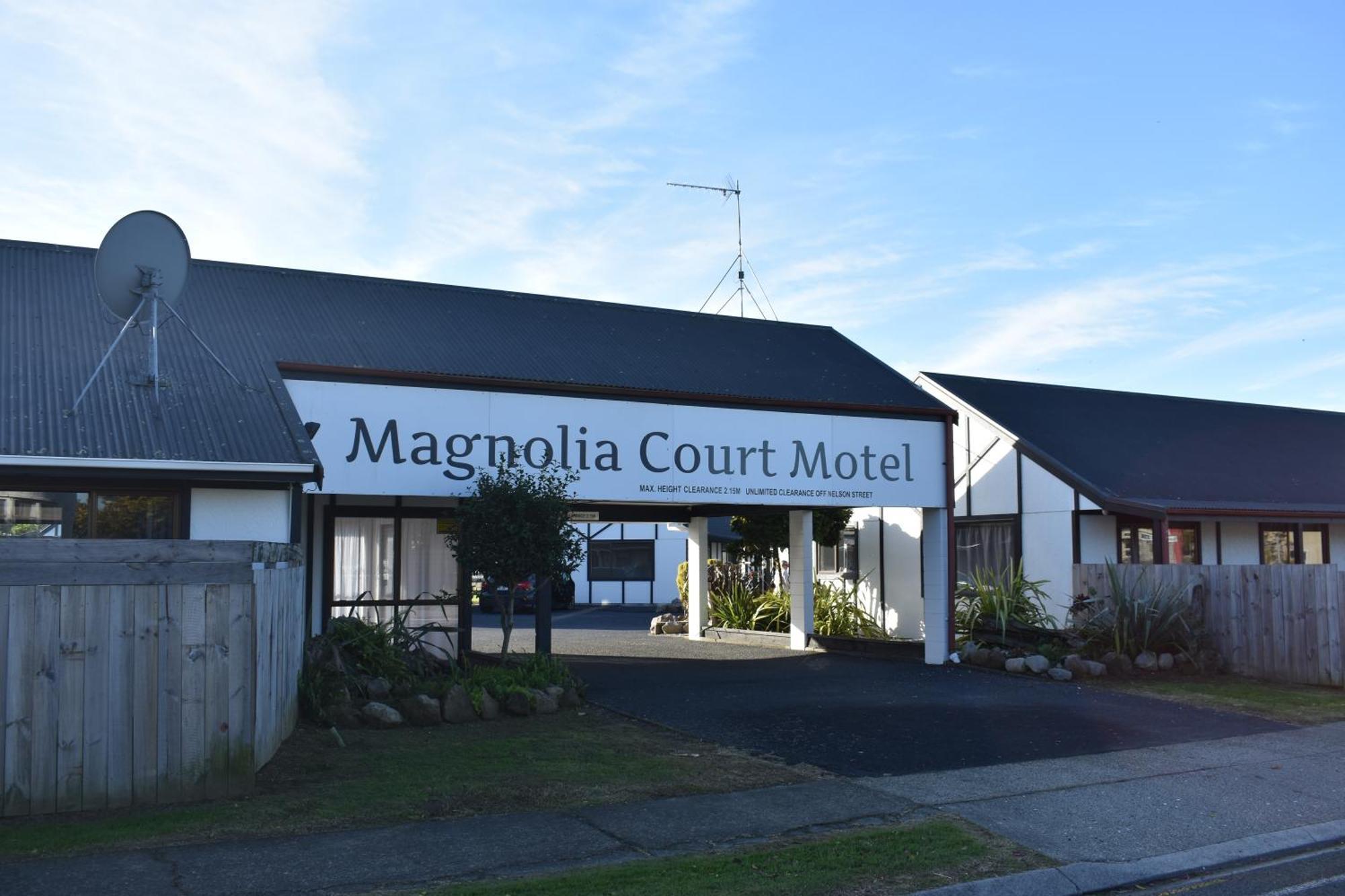 Magnolia Court Motel Opotiki Exteriör bild