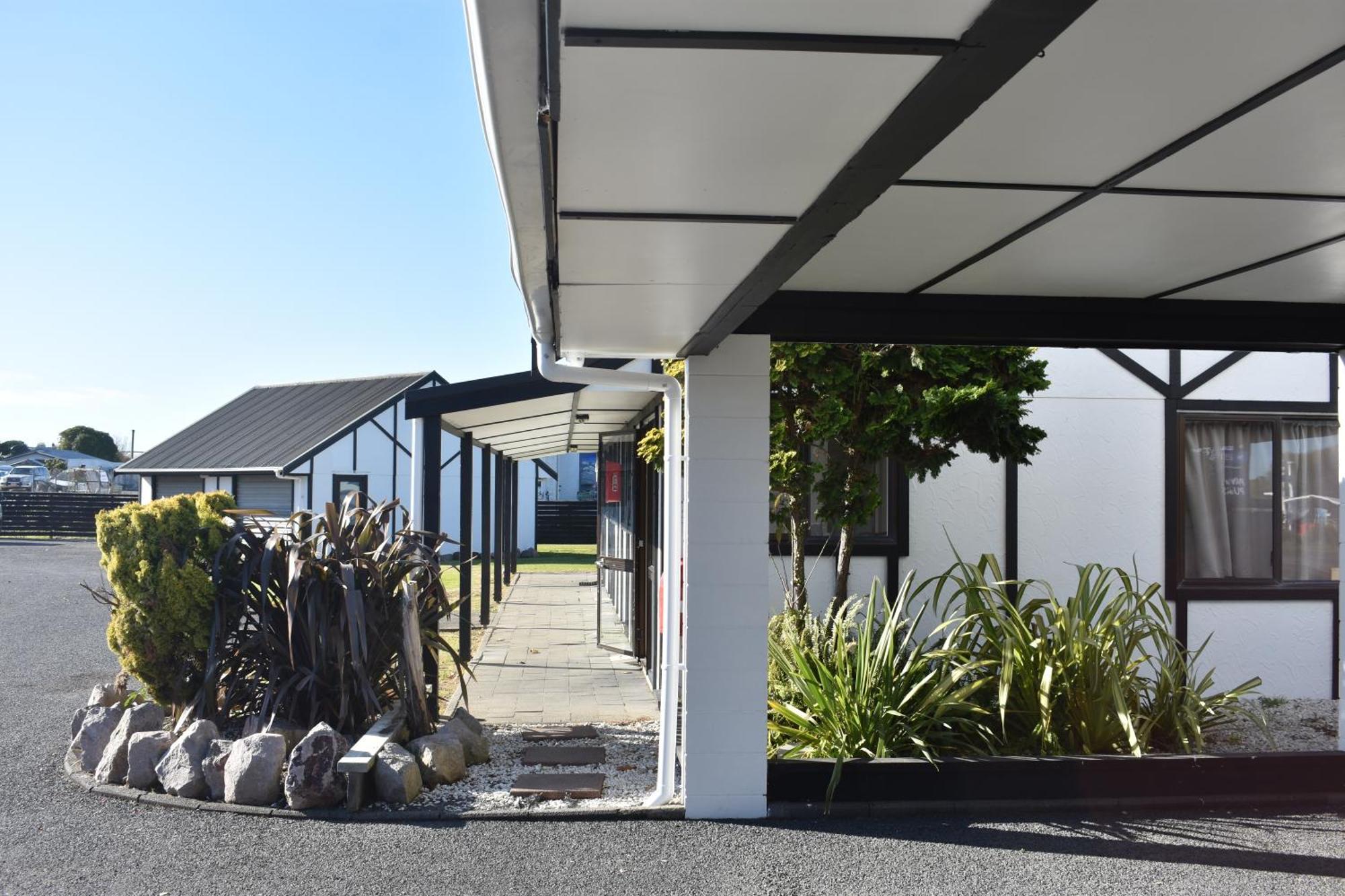 Magnolia Court Motel Opotiki Exteriör bild